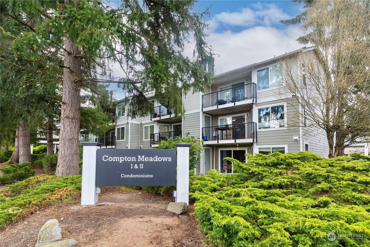 14316 126th Ave NE Unit Compton1, Kirkland, WA 98034 Condo for Rent