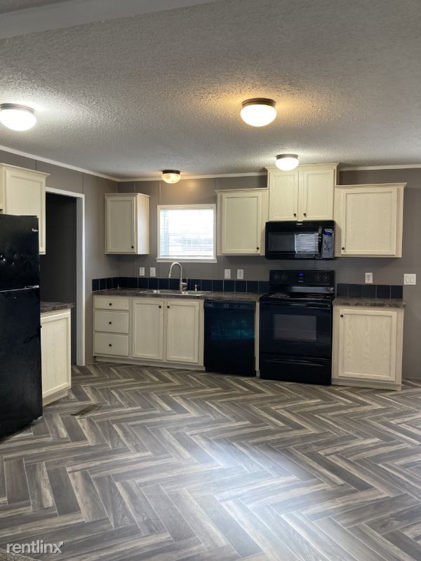 71548 St David Ct, Romeo, MI 48065 House Rental in Romeo, MI