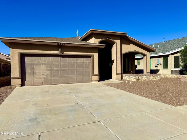 Building Photo - 11353 Bullseye St