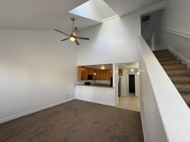 Building Photo - 3089 Sawtooth Dr