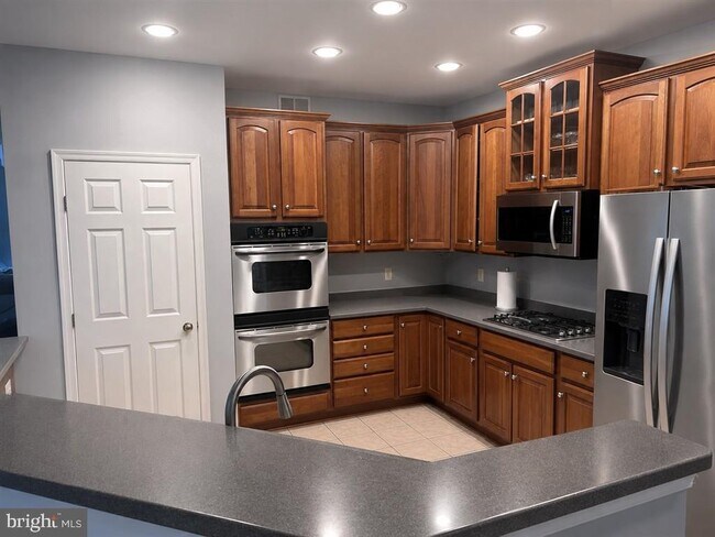 Building Photo - 22099 Chelsy Paige Square
