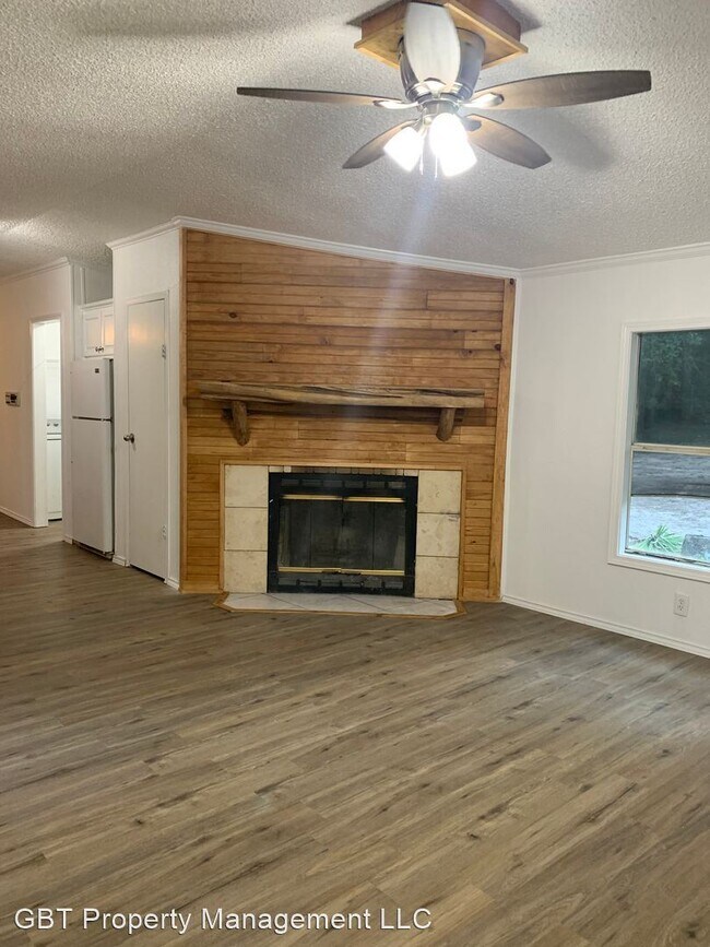 Foto del edificio - 3 br, 2 bath House - 132 CR 531