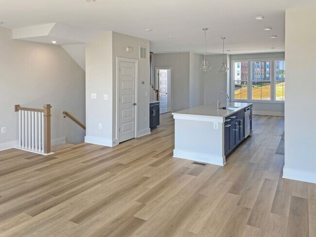 Foto del edificio - Luxurious 4 Bed/3.5 Bath Home in Short Pum...
