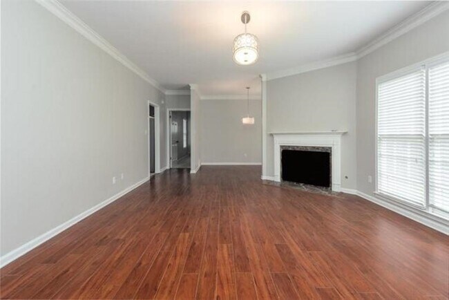 Foto del edificio - 100 Riverwalk Pl