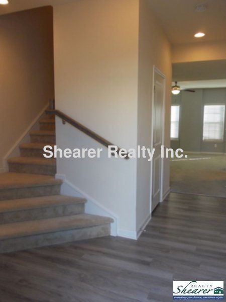 Foto del edificio - 2 bed / 2.5 bath rental