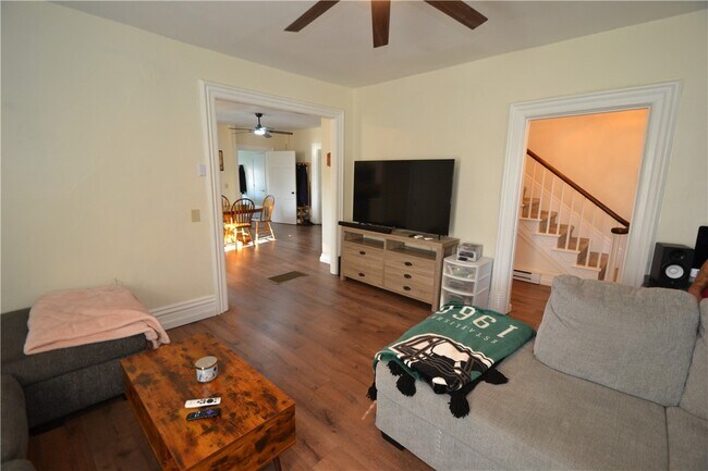 Foto del edificio - 505 E Main St