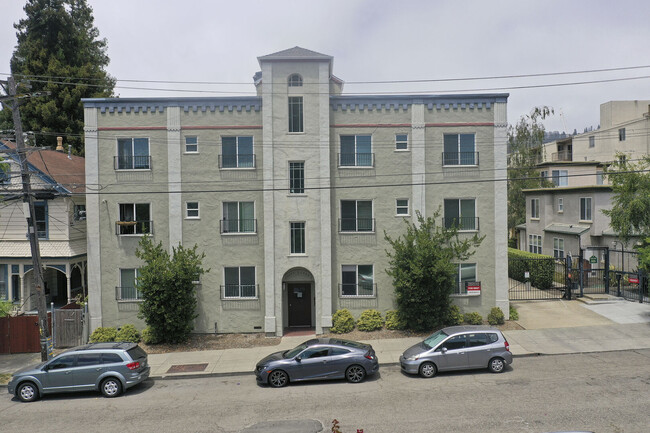 Building - 2423 Blake St