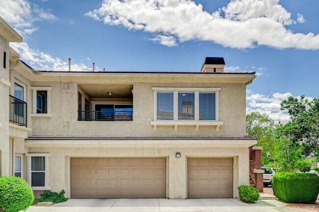 Foto del edificio - Bright 2 Bedroom Summerlin Condo with Mountain Views & Resort-Style Amenities