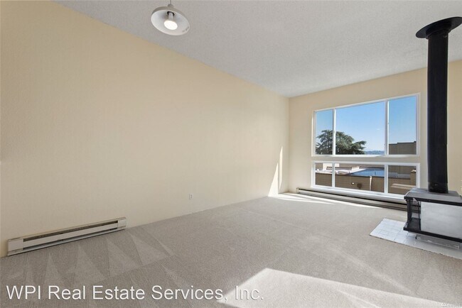 Foto del edificio - 2 br, 2 bath House - 5824 NE 75TH ST #D303