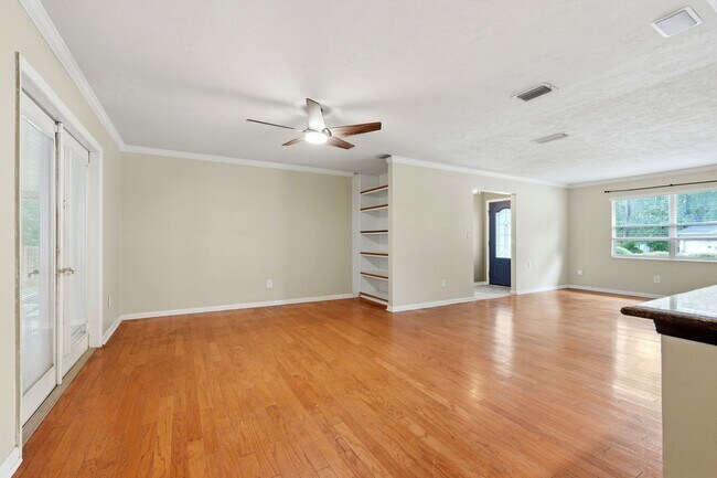 Foto del edificio - 4731 NW 39th St