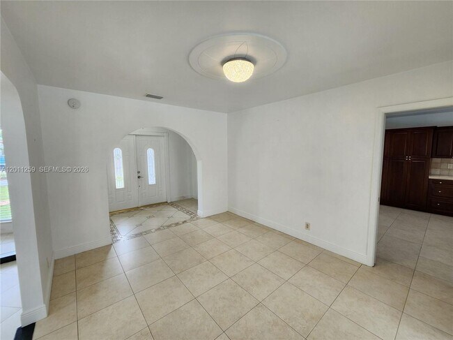 Building Photo - 4233 Jackson St