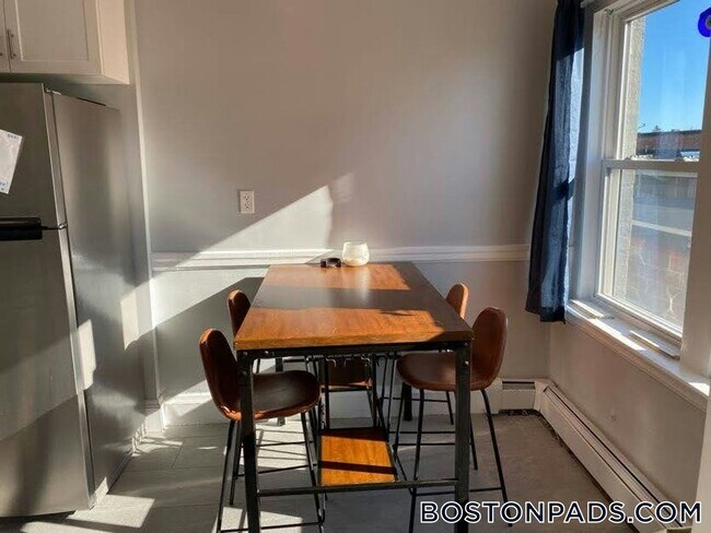 Foto del edificio - 233 Lafayette St