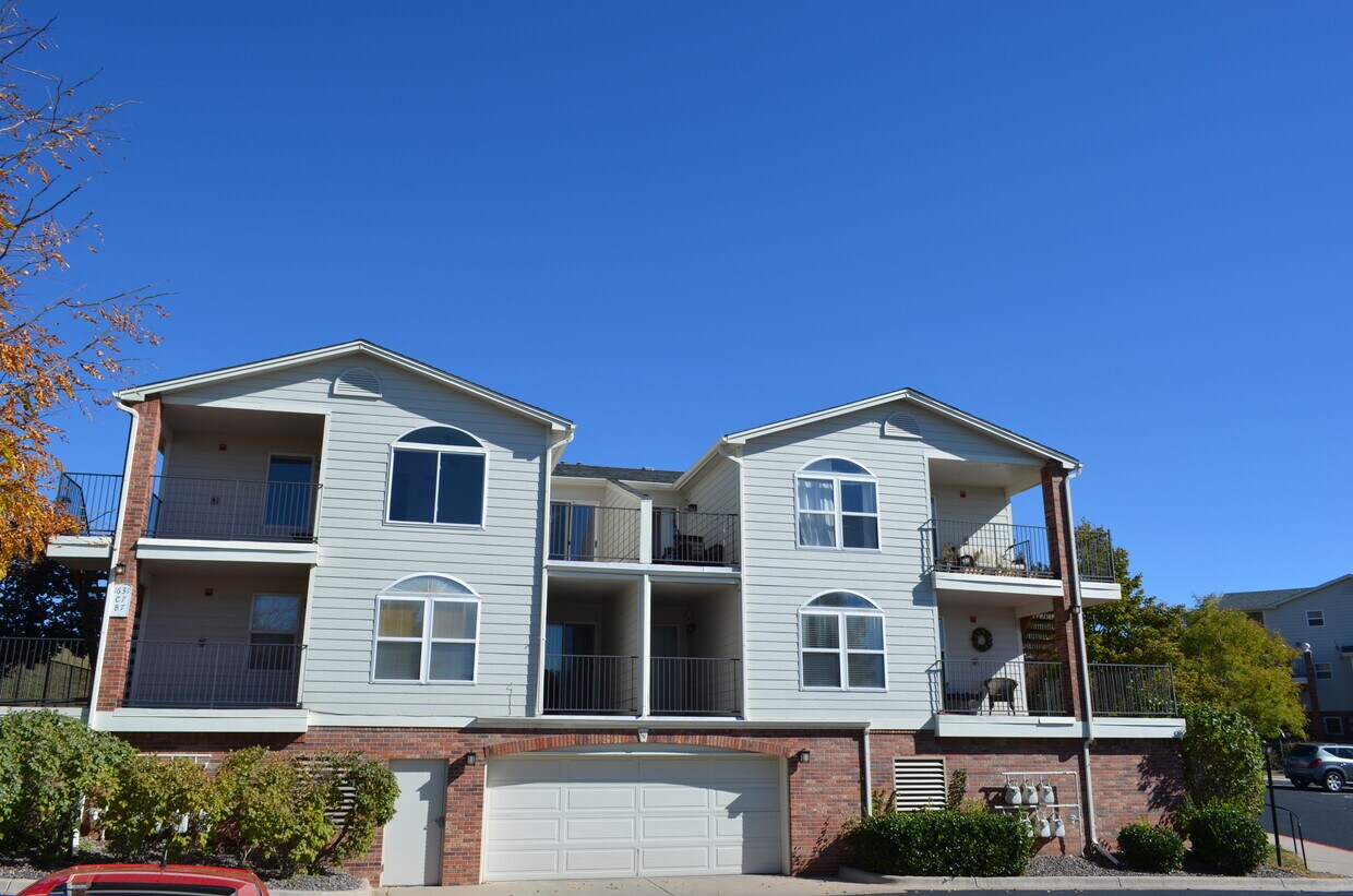 1648 S Cole St Unit C1, Lakewood, CO 80228 Condo for Rent in Lakewood