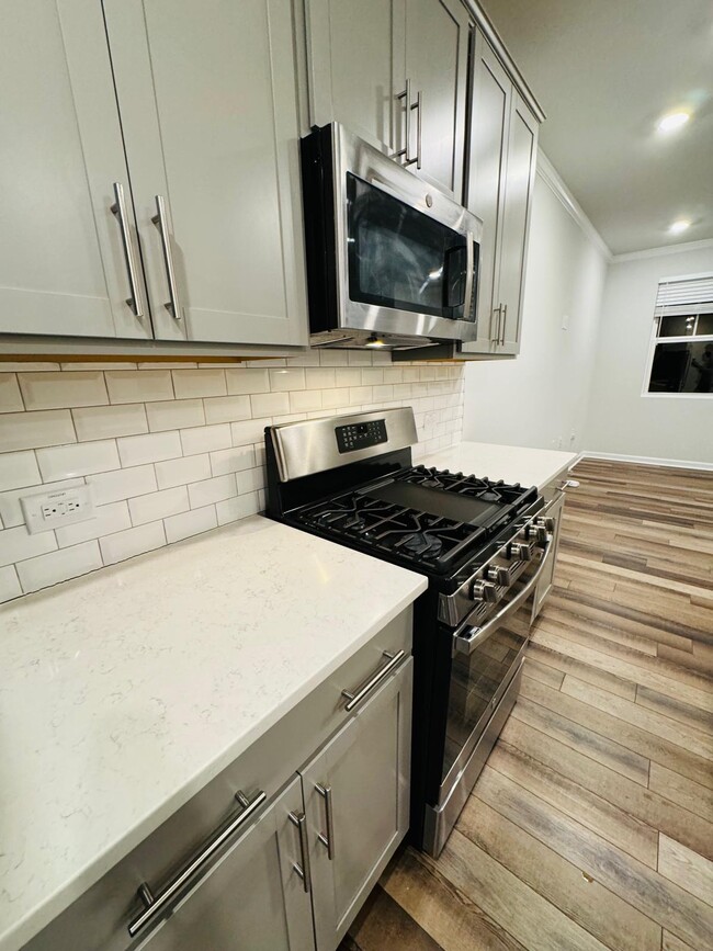 Building Photo - 1815 Joscara Bend