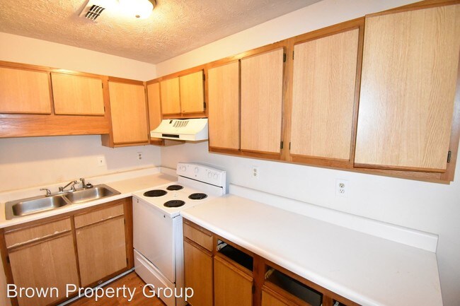 Building Photo - 1772 Roberta Ct