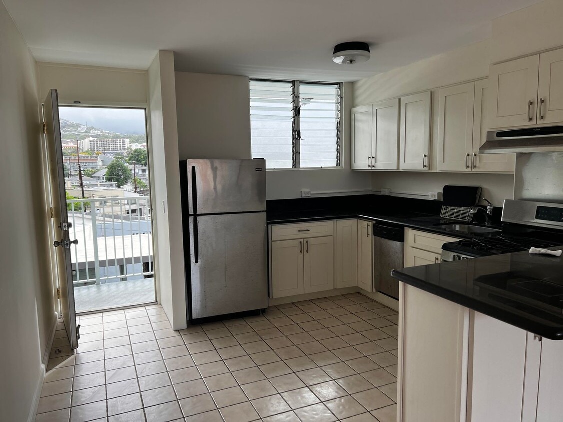 910 Kapahulu Ave Unit 508, Honolulu, HI 96816 Condo for Rent in