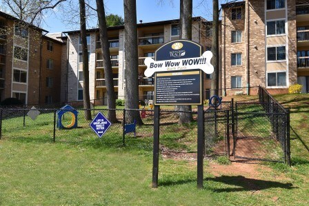 Foto del edificio - Montgomery Trace Apartment Homes