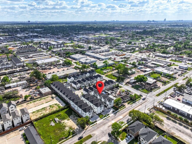 Foto del edificio - 7735 Hammerly Blvd