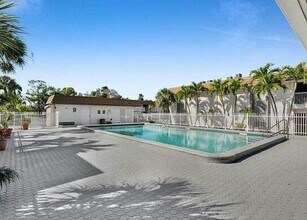 Building Photo - 1830 Maravilla Ave