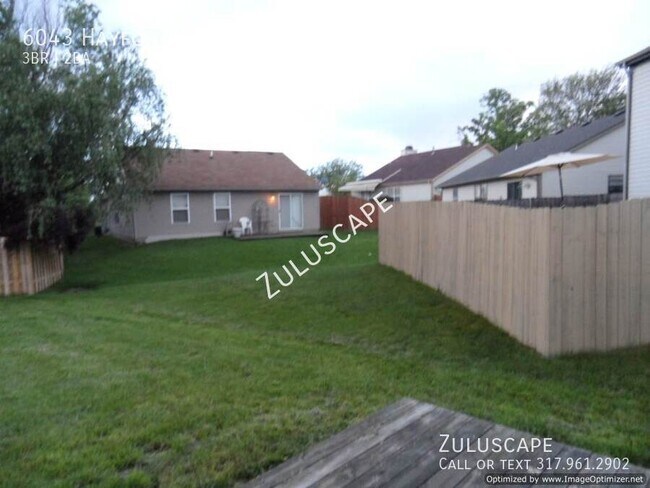 Foto del edificio - 6043 Hayford Ct