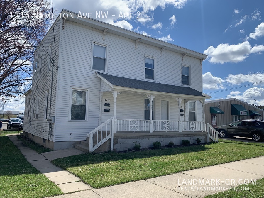 Foto principal - 1216 Hamilton Ave NW