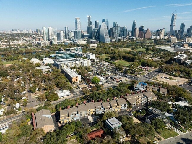 Foto del edificio - 1501 Barton Springs Rd