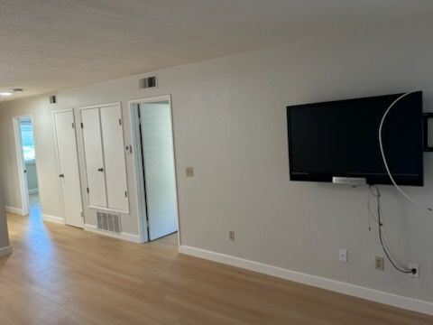Building Photo - 1446 Chateau Common