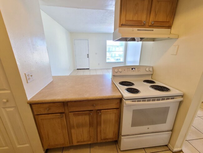 Foto del edificio - 7664 Forest City Rd