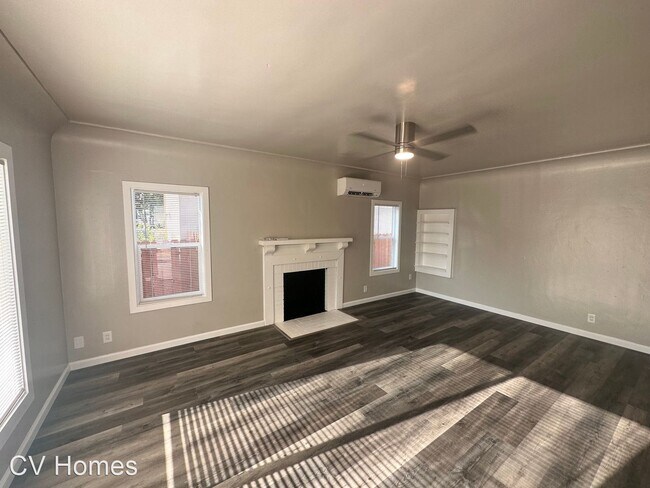 Building Photo - 2 br, 1 bath House - 5748 Nina Way