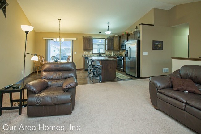Building Photo - 5 br, 3 bath House - 3412 12th Ave N