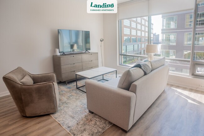 Building Photo - 1405 Point St