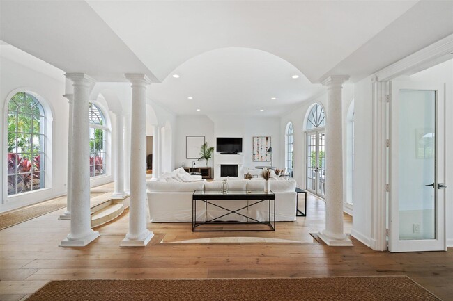 Foto del edificio - 2377 Golf Brook Dr