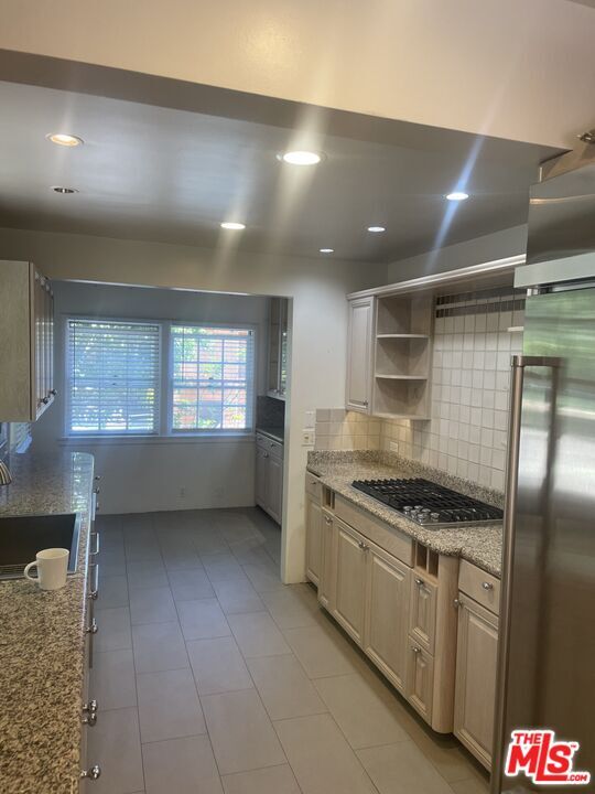 Foto del edificio - 1257 Sunset Plaza Dr