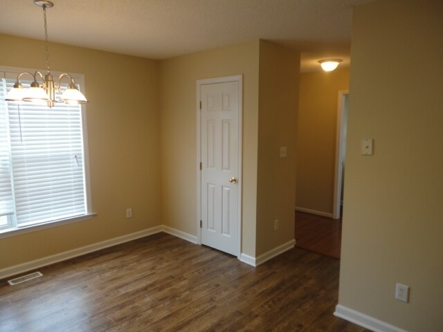 Building Photo - 5312 Tanglewood Pine Ln