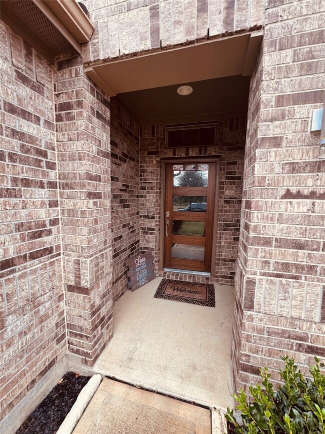 Foto del edificio - 28614 Hannahs Harbor Ln