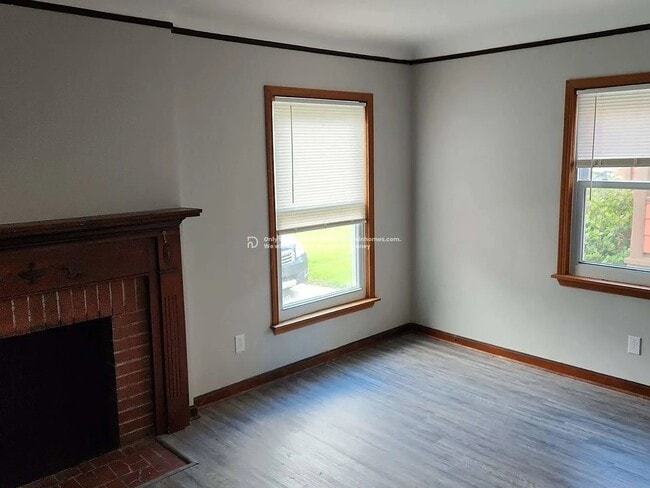 Building Photo - 61 Sunnycliff Dr