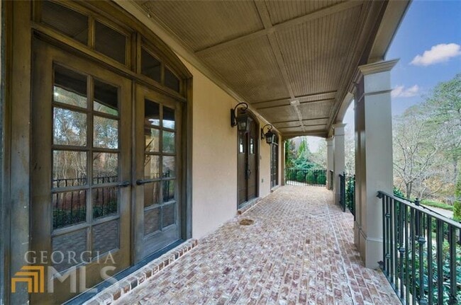 Building Photo - 521 Brendlynn Ct