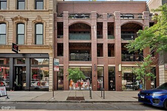 Building Photo - 1035 W Madison St