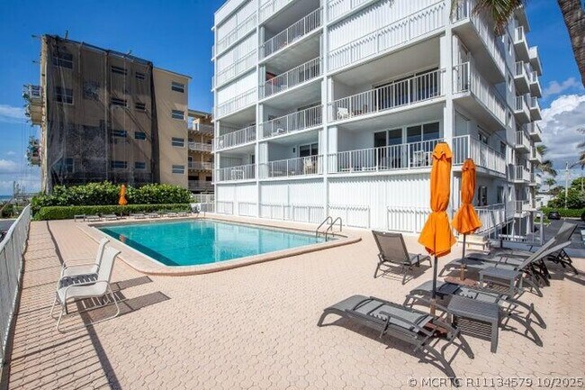 Foto del edificio - 4200 S Ocean Blvd