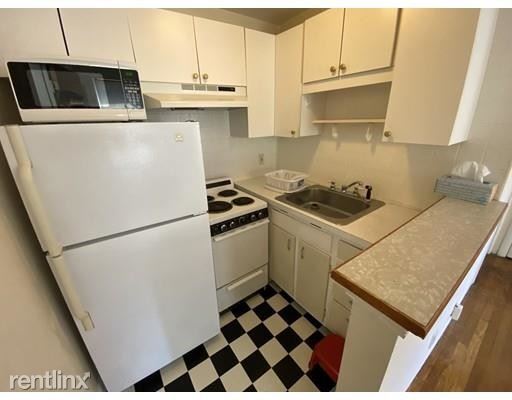 1 br, 1 bath - 712 Commonwealth Ave - 1 br, 1 bath  - 712 Commonwealth Ave