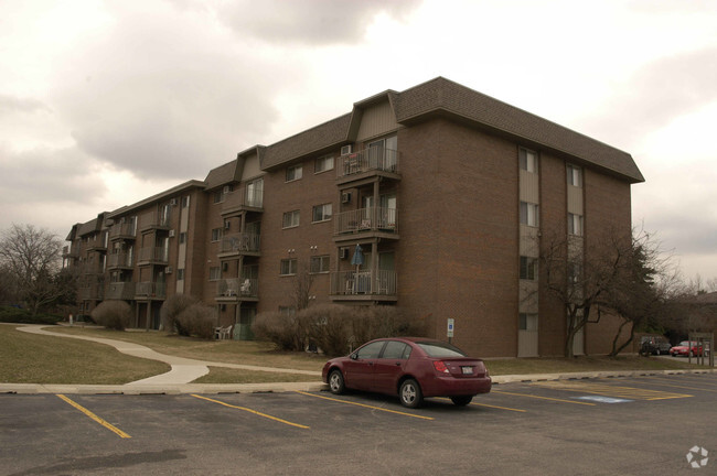 Foto del edificio - Lisle Place Condominiums