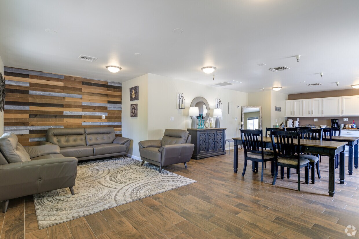 Zen Senior Living Apartments in Phoenix, AZ