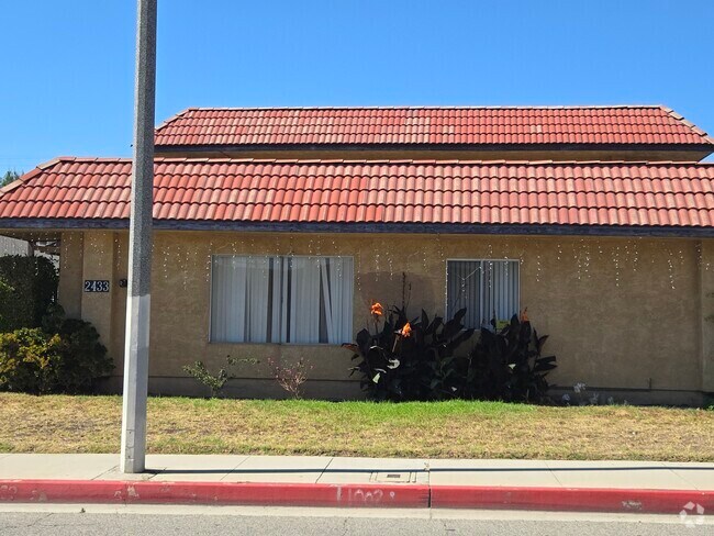 Building Photo - 2433 E Garvey Ave N