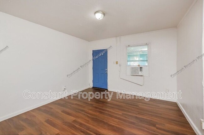 Foto del edificio - 4017 Marion Ave