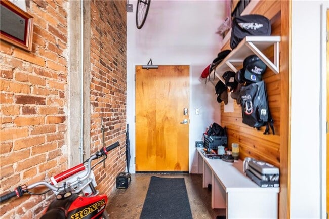 Foto del edificio - 659 Auburn Ave NE