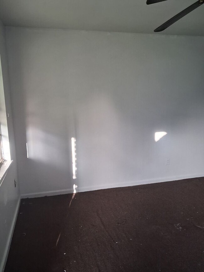 Foto del edificio - 3083 Guernsey Ave