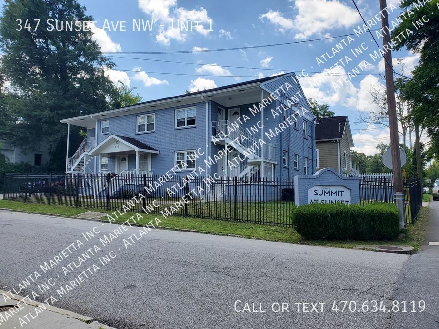 Primary Photo - 2 Bedroom 1 Bath Apartment in Vine City - ...