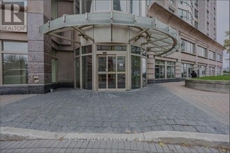 Building Photo - 18 Lee Centre Dr