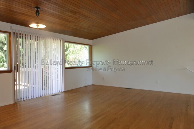 Foto del edificio - 1802 NW 89th St