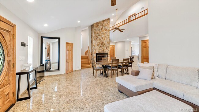 Foto del edificio - 3 Marjorie Ln